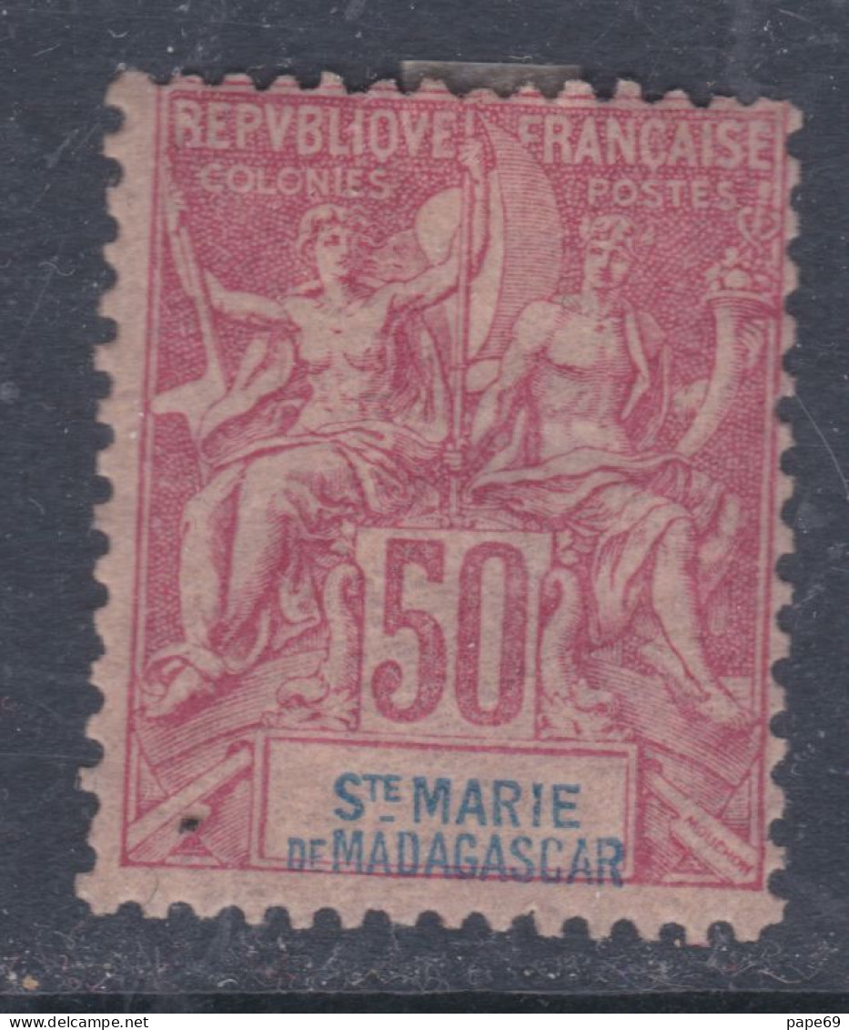 Sainte-Marie De Madagascar N° 11 X Type Groupe : 50 C. Rose Trace De Charnière Sinon TB - Ongebruikt