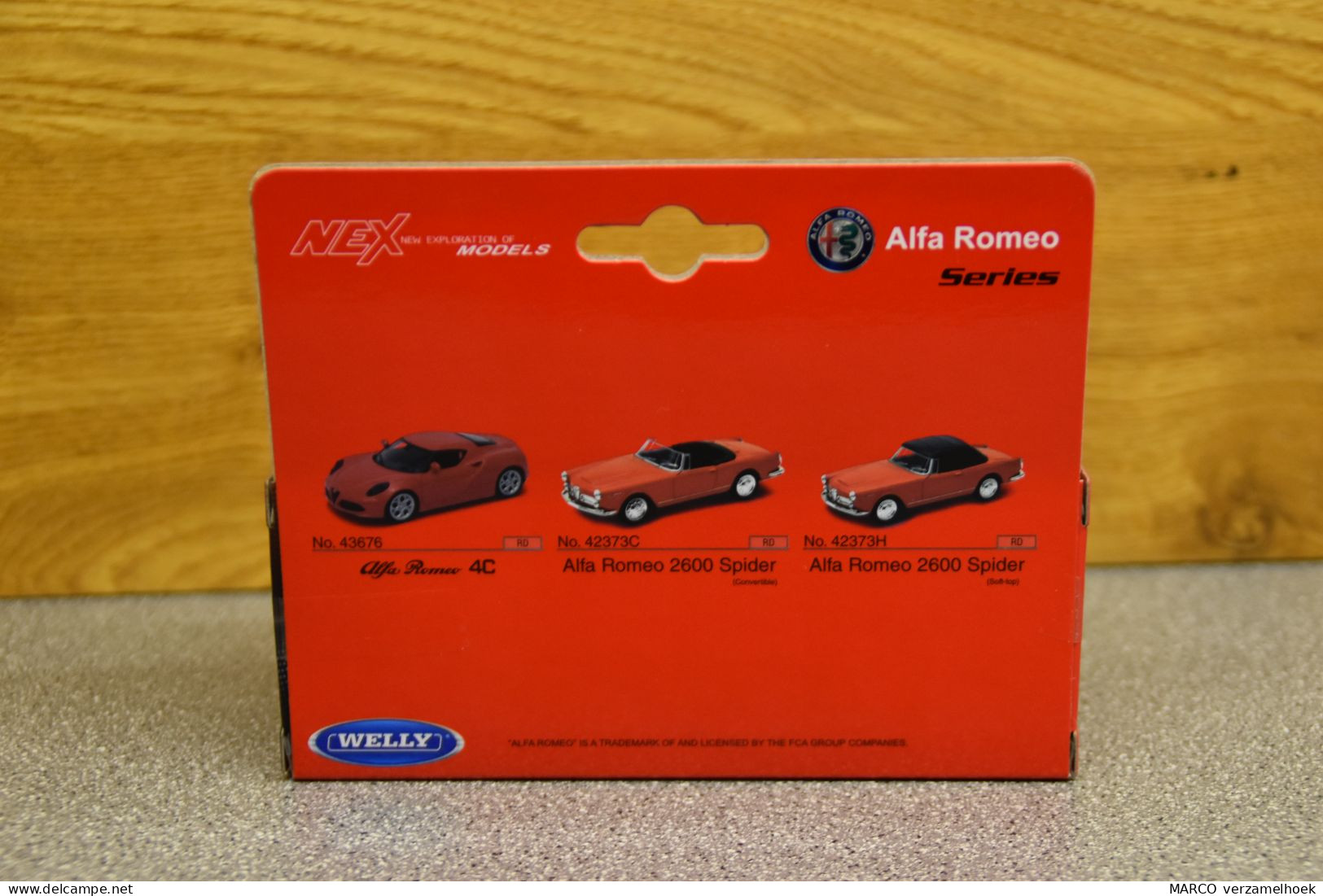 42373H Welly NEX Alfa-romeo 2600 Spider Scale 1:43 - Welly