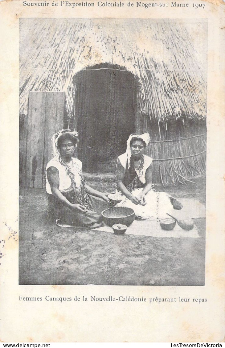 NOUVELLE CALEDONIE - Femme Canaque De La Nouvelle Calédonie Préparant Leur Repas - Carte Postale Animée - Nouvelle Calédonie