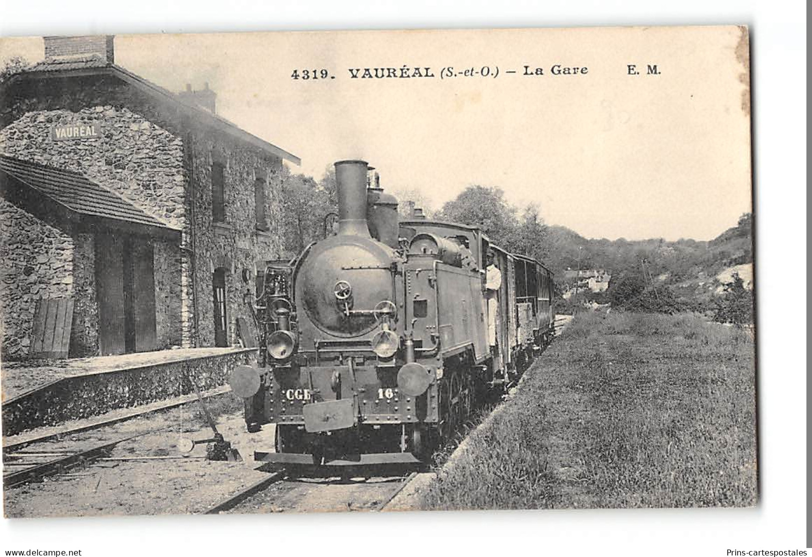 CPA 95 Vaureal La Gare Et Le Train Tramway - Vauréal