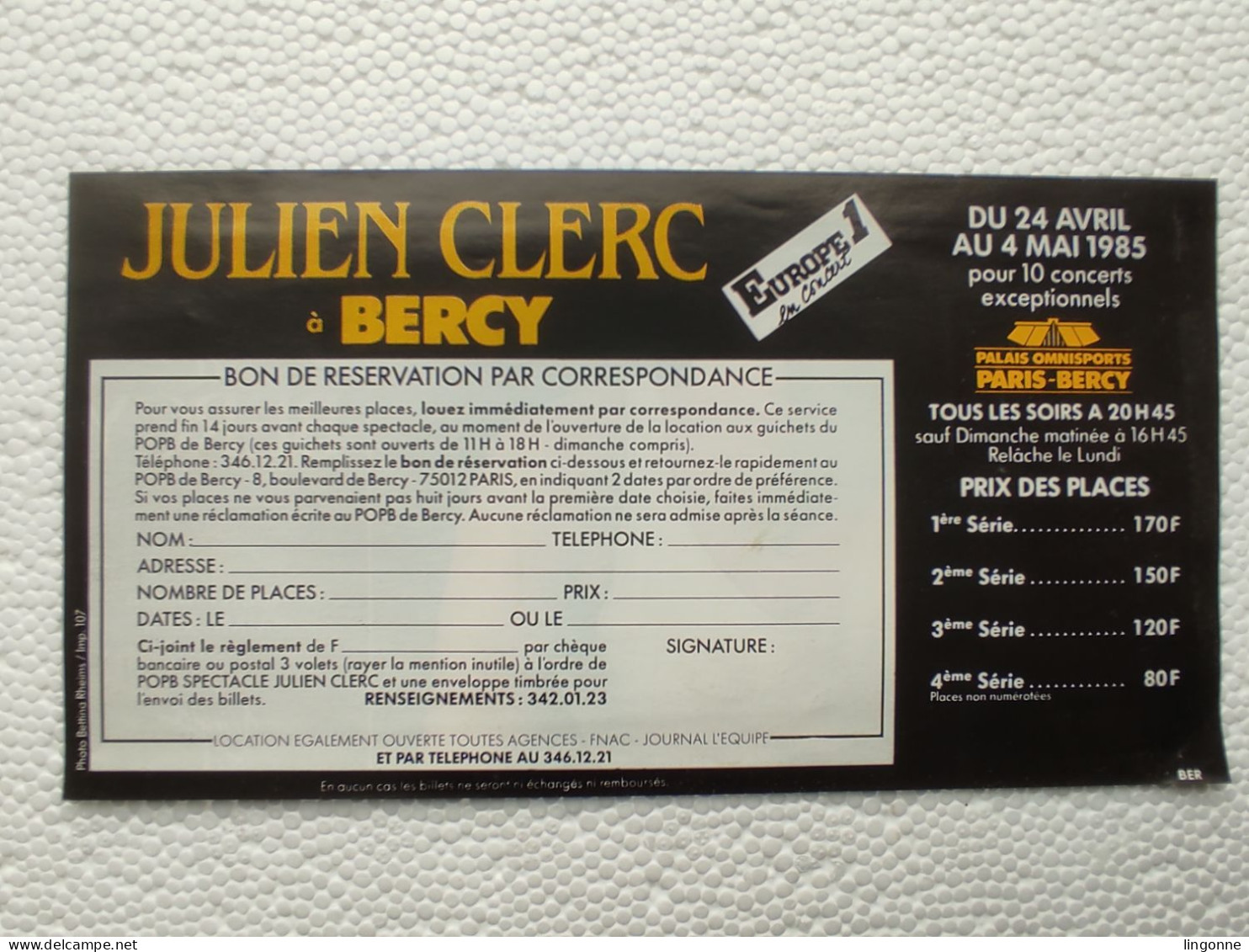 1985 JULIEN CLERC à BERCY Nouvel Album "AIME-MOI" Sur Disques Et Cassettes VIRGIN 20 X 10,5 Cm Env - Objets Dérivés