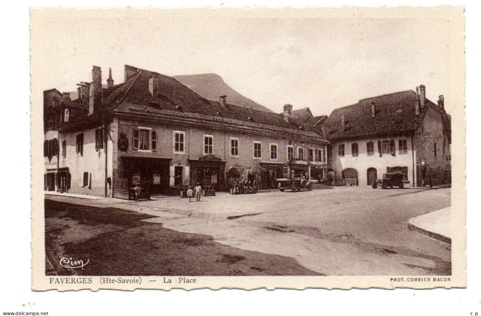 Faverges - Place   -  CPSM°J - Faverges