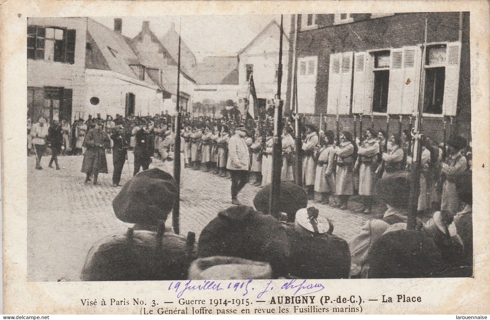 62 - AUBIGNY EN ARTOIS - La Place (Le Général Joffre Passe En Revue Les Fusilliers Marins) - Aubigny En Artois