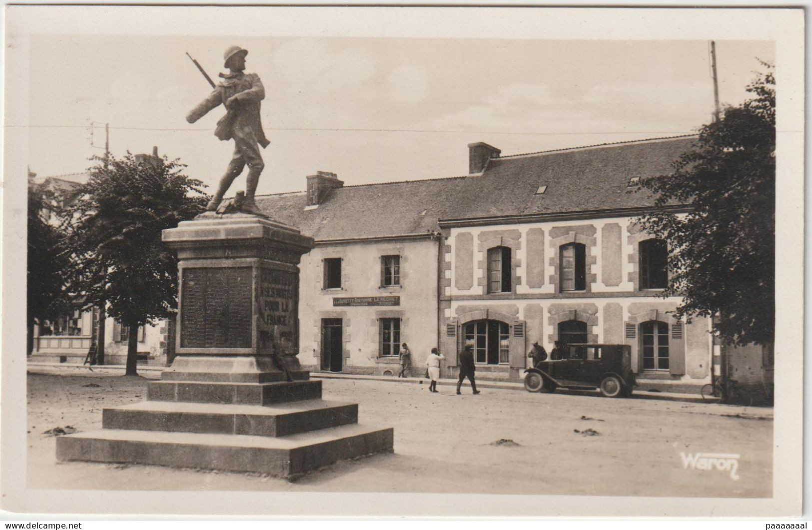 CLEGUEREC  LE MONUMENT AUX MORTS - Cleguerec