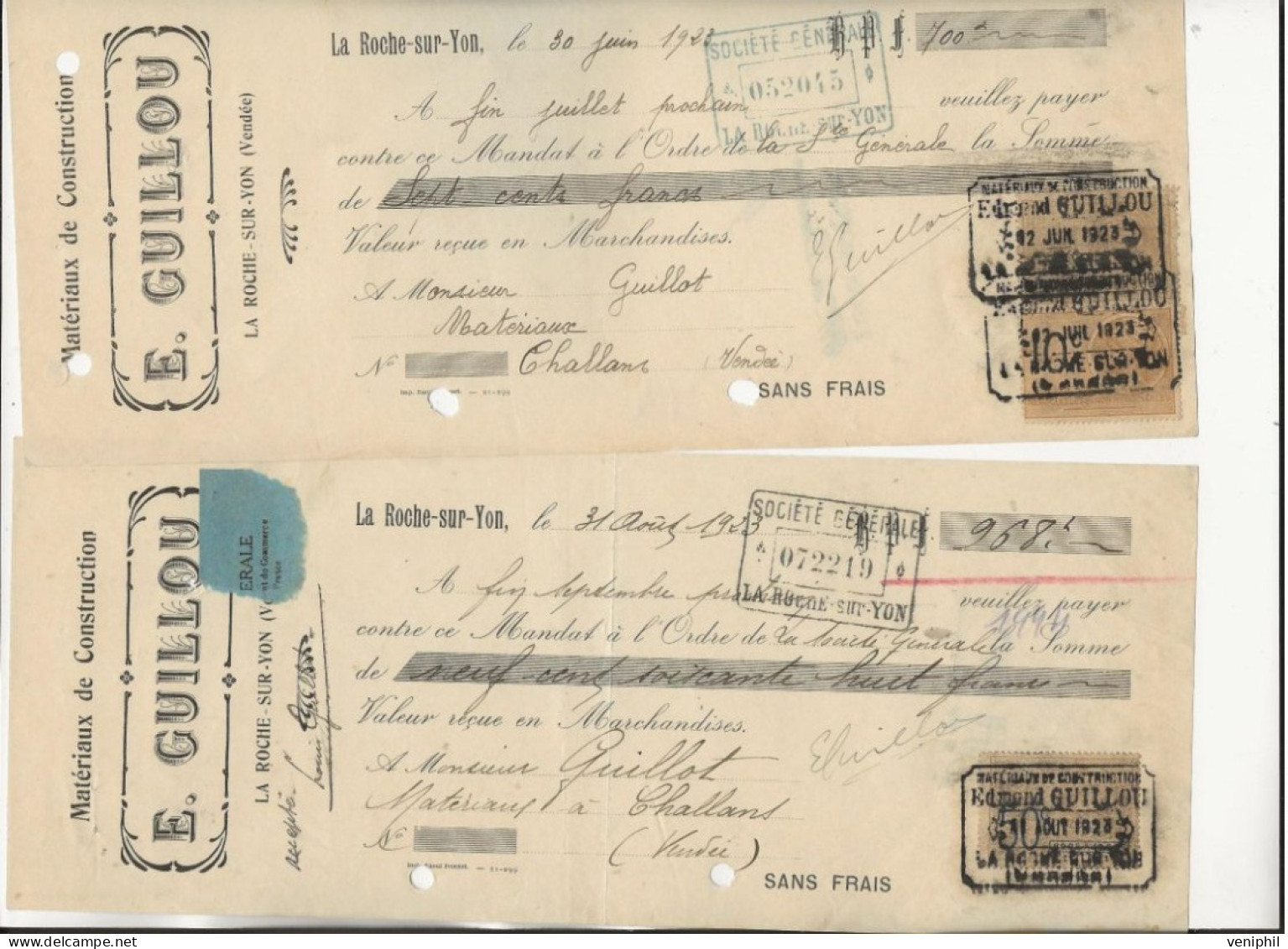 2 LETTRES DE CHANGES TIMBREES E.GUILLOU -MATERIAUX DE CONSTRUCTIONS -LA ROCHE SUR YON - VENDEE -ANNEE 1923 - Bills Of Exchange