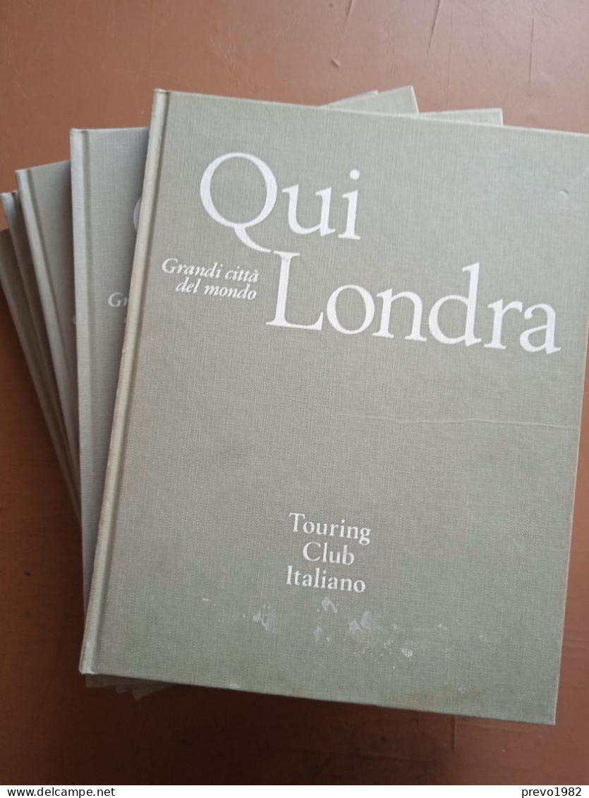 Volumi Sfusi: Grandi Città Del Mondo - Ed. Touring Club Italiano  Volumi Disponibili:  Qui Londra  Qui Berlino  Qui Pech - Société, Politique, économie