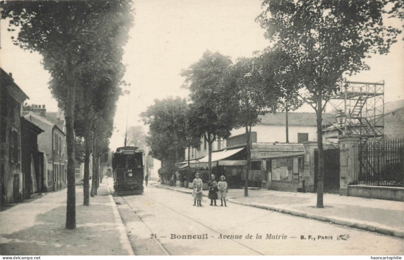 94 Bonneuil Sur Marne  Avenue De La Mairie Tramway - Bonneuil Sur Marne