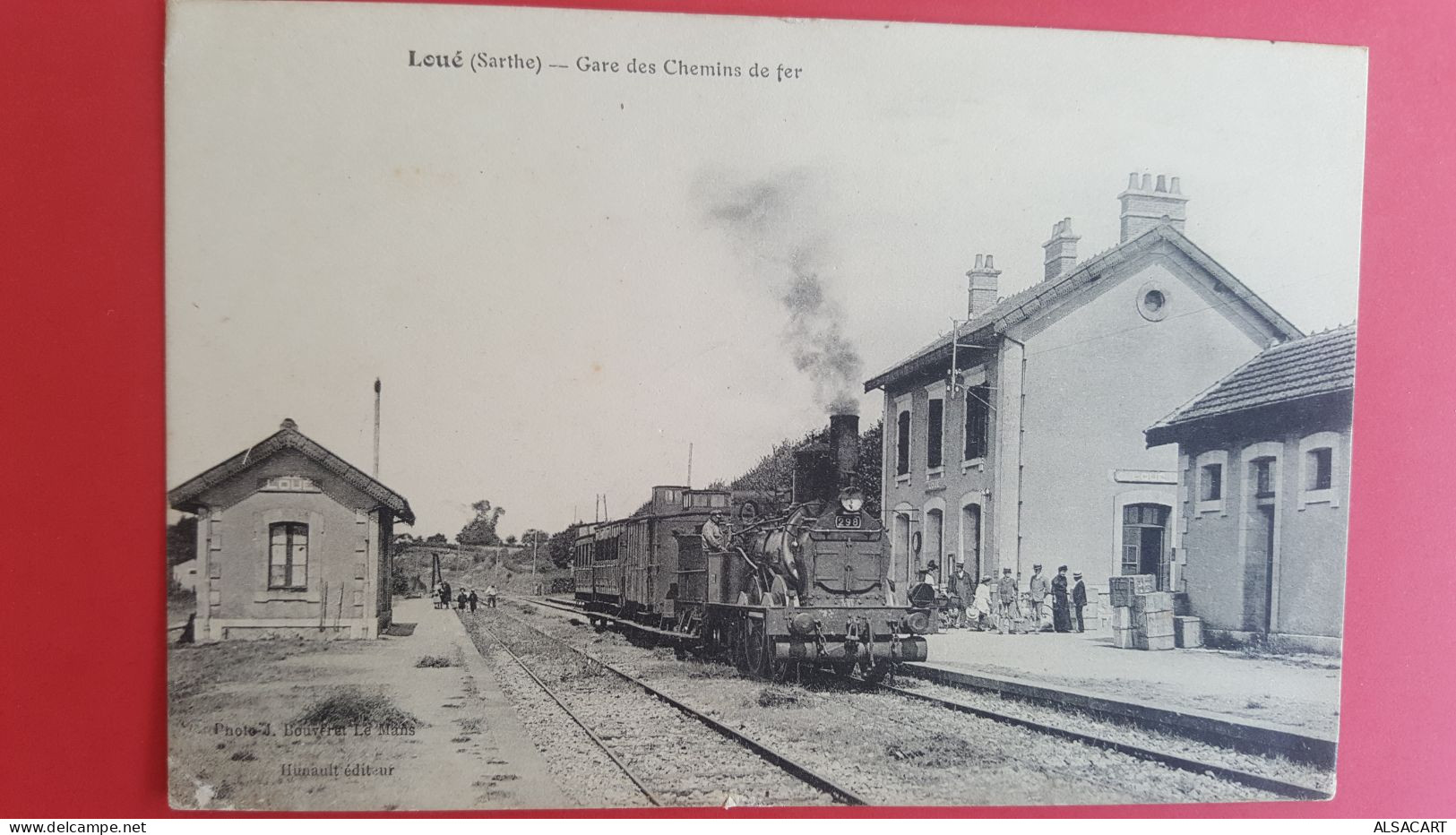 Loué Gare Du Chemin De Fer , Train - Loue