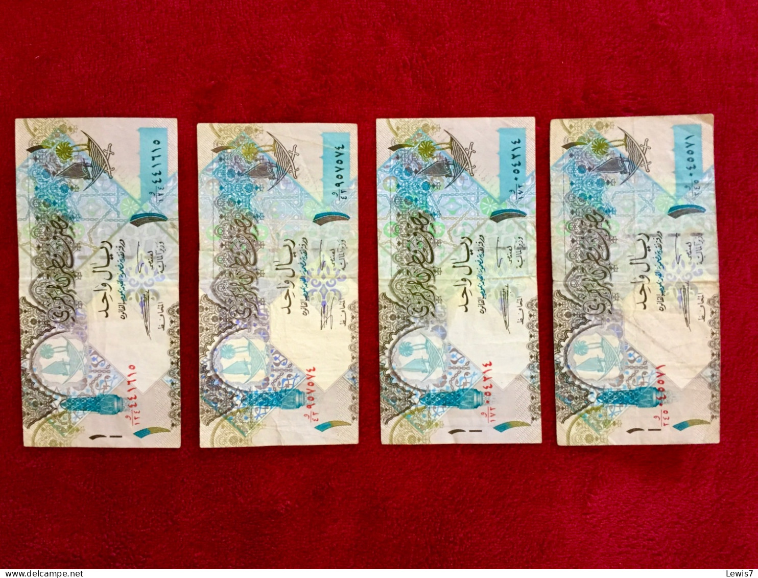 QATAR = Set Of 4 Banknotes - 1 X 4 Riyals - Qatar