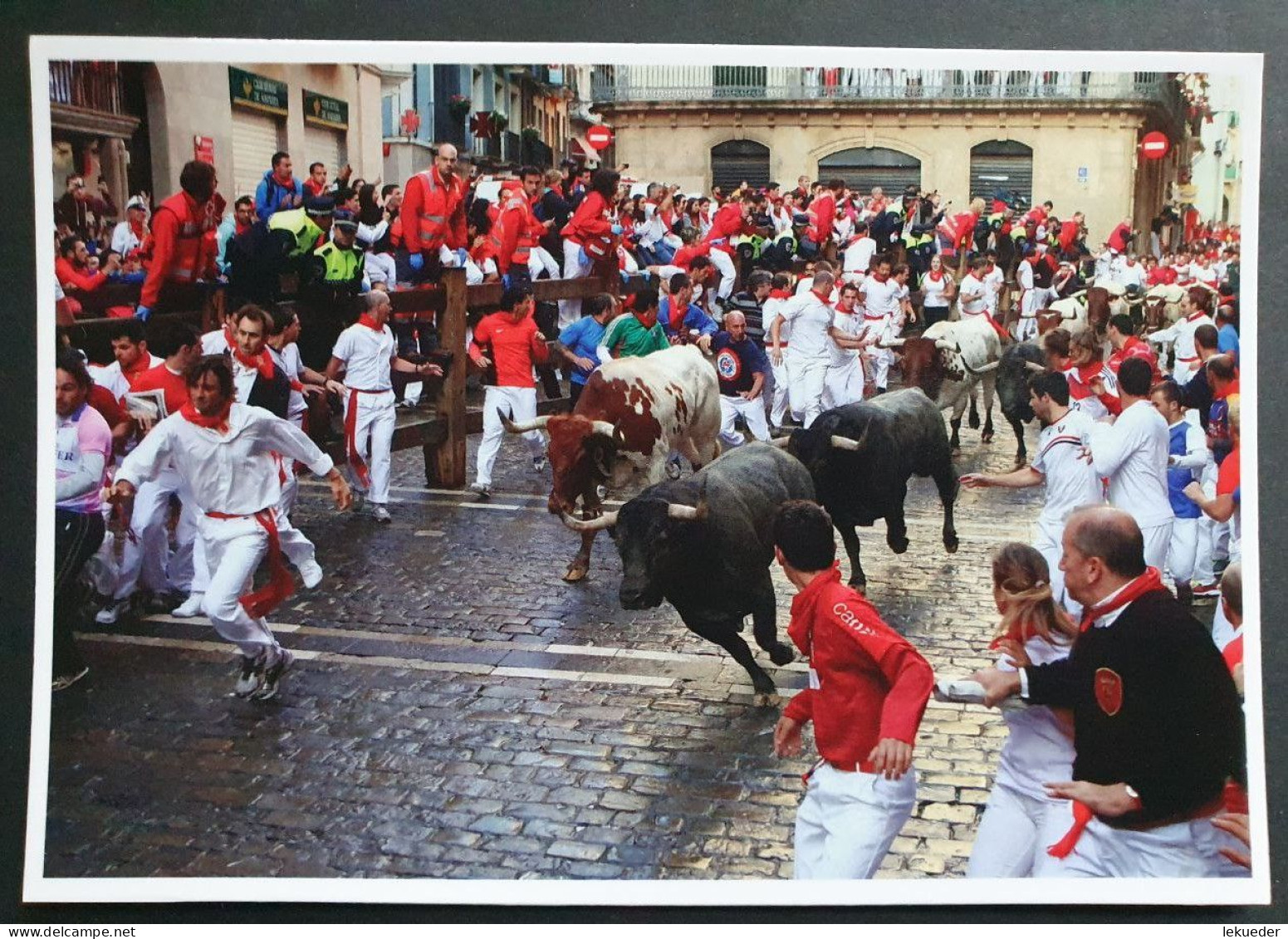 Encierro SAN FERMIN (Pamplona) 2016 - CORREOS Tarjeta Postal Prepago Tarifa A - Errors & Oddities