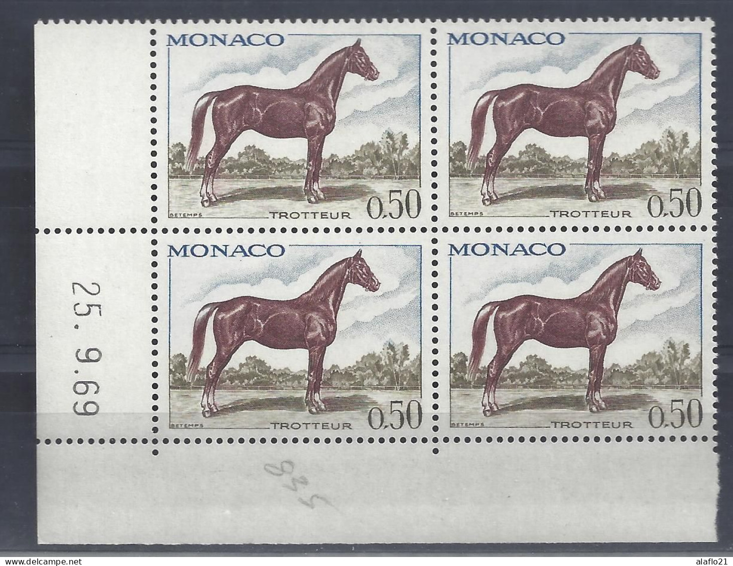 MONACO N° 835 - CHEVAL TROTTEUR - BLOC De 4 COIN DATE - NEUF SANS CHARNIERE - 25/9/69 - Nuovi