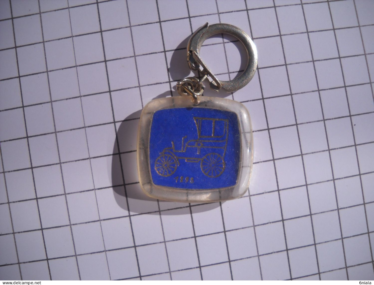 3147 Porte Clefs Clé VALETTE Bois Emballage Verdun Sur Garonne  82  Tarn Et Garonne - Key-rings