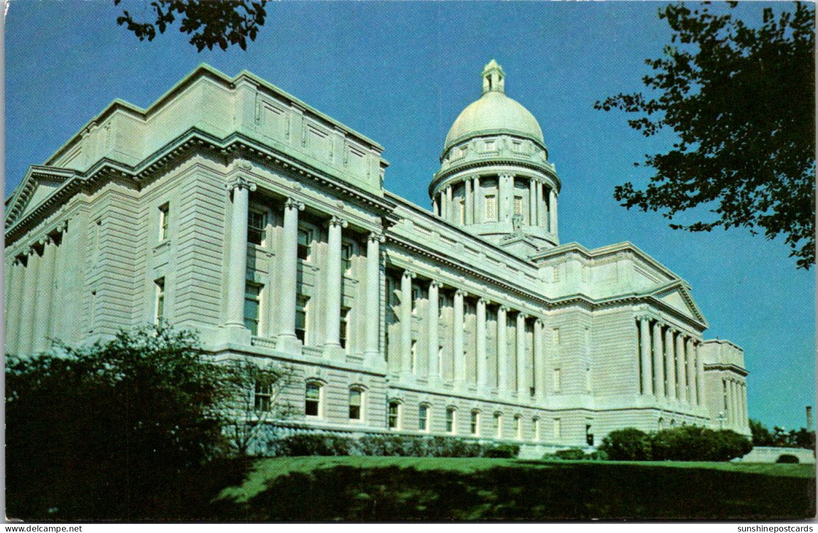 Kentucky Frankfort State Capitol Building - Frankfort