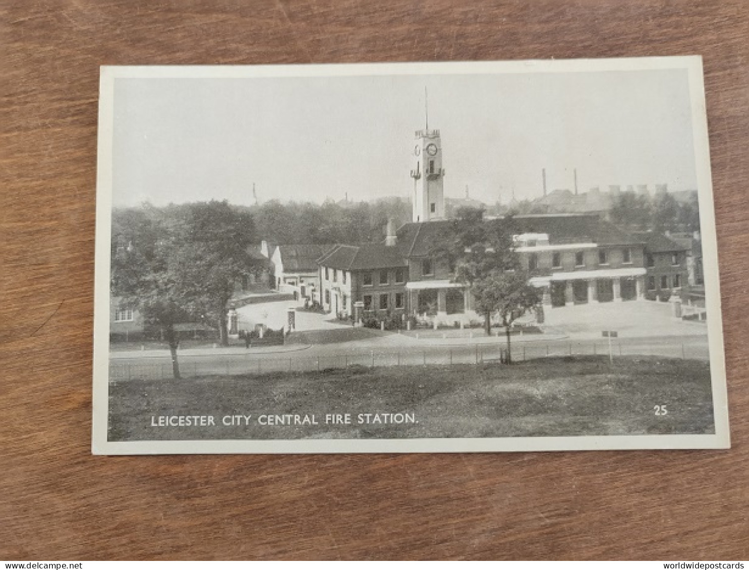 A1208 LEICESTER CITY CENTRAL FIRE STATION - Leicester