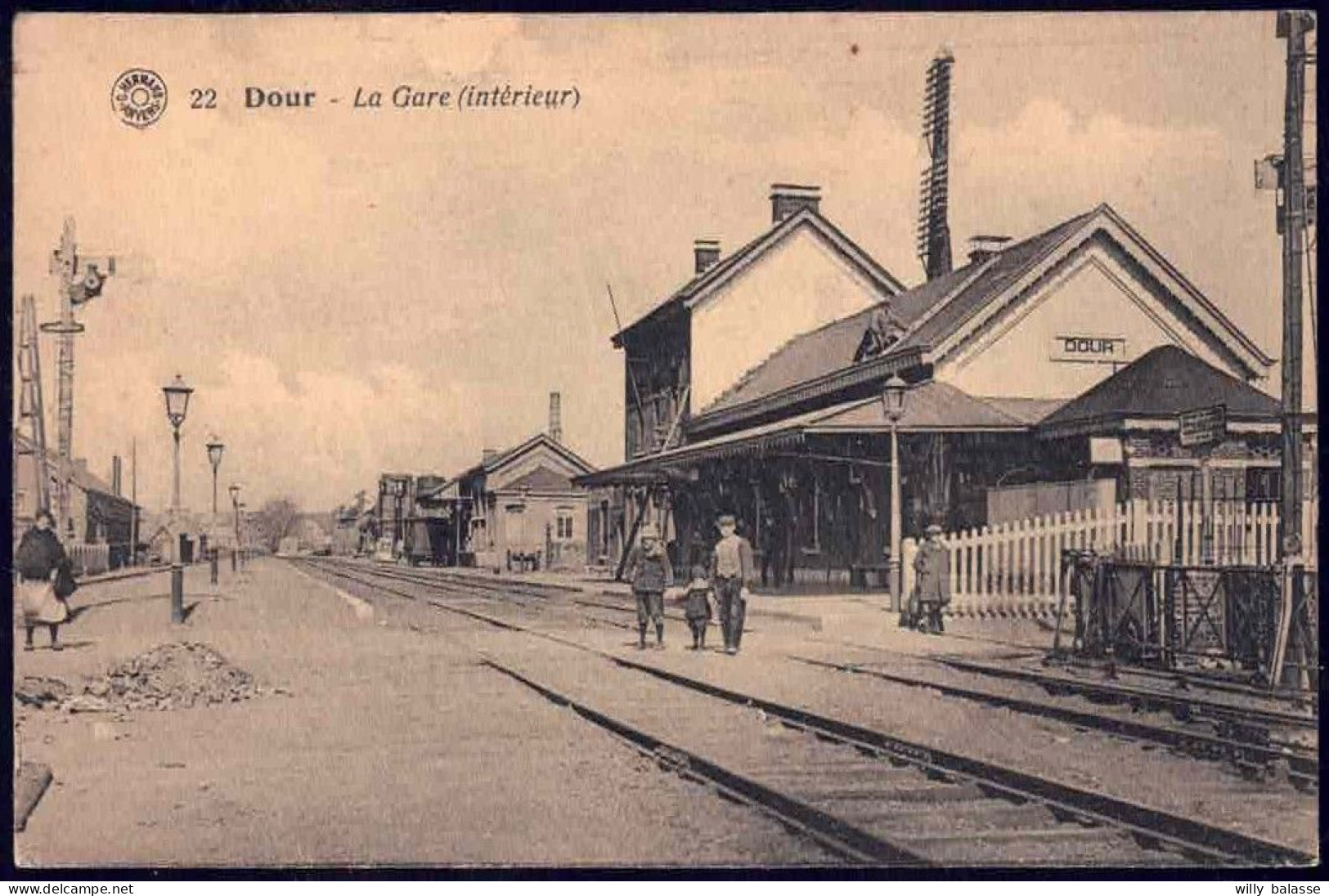 +++ CPA - DOUR - La Gare - Intérieur   // - Dour