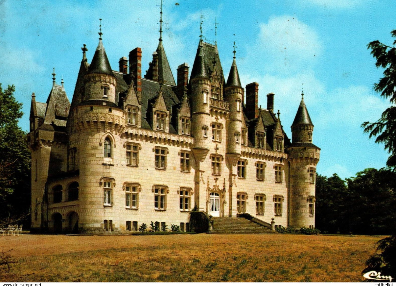 86	43	Lencloître	Château De Savigny Sous Faye		Circulée 	1995 - Lencloitre