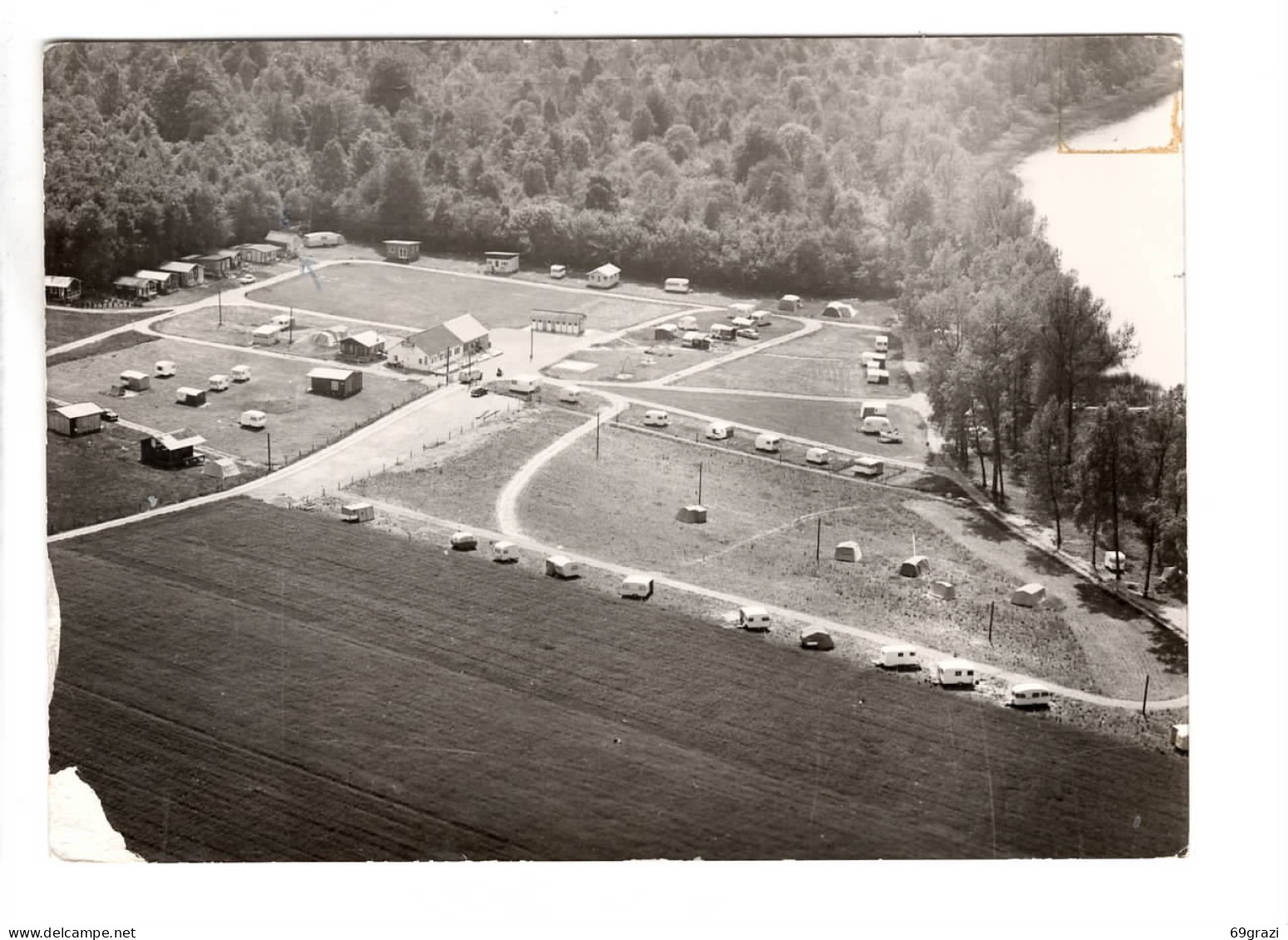 Fosses-la-Ville Le Lac De Bambois Vue Aérienne Du Camping Caravaning ( Etat Voir Les Scans !!! ) - Fosses-la-Ville