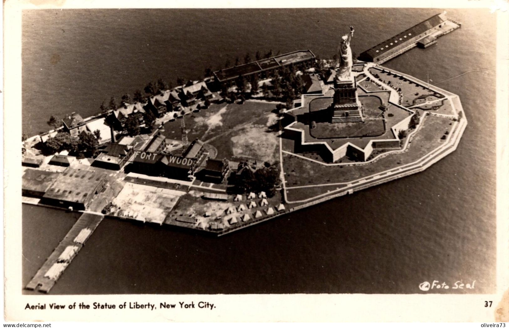 CPA  NEW YORK CITY - Aerial View Of The Statue Of Liberty - Statue Of Liberty