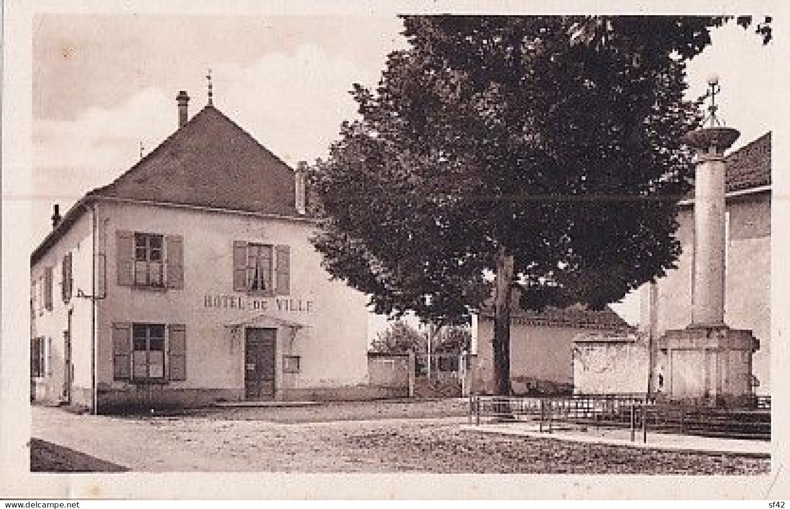 SAINT ANDRE LE GAZ         HOTEL DE VILLE - Saint-André-le-Gaz