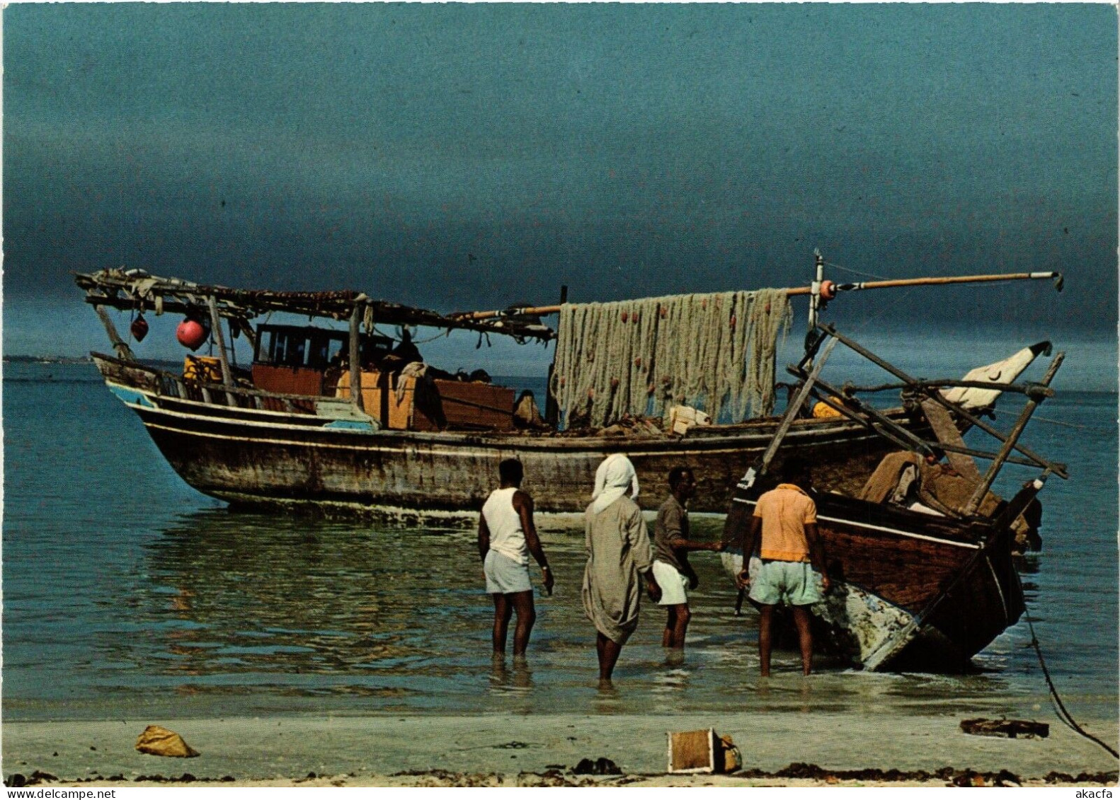 PC CPA BAHRAIN, BAHRAIN, FISHING DHOWS, Modern Postcard (B3768) - Bahrain