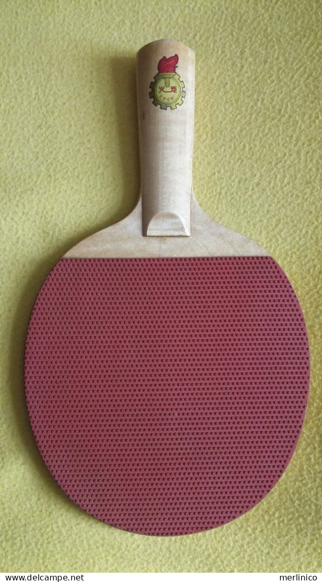 Vintage Chinese Ping Pong Paddle, - Tischtennis