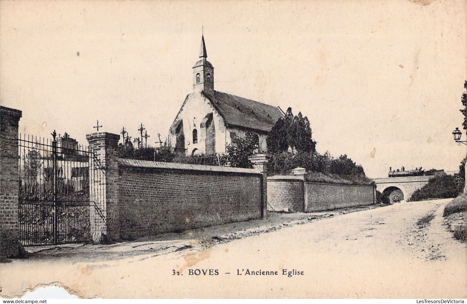 FRANCE - 80 - BOVES - L'Ancienne Eglise - ETAT - Carte Postale Ancienne - Boves