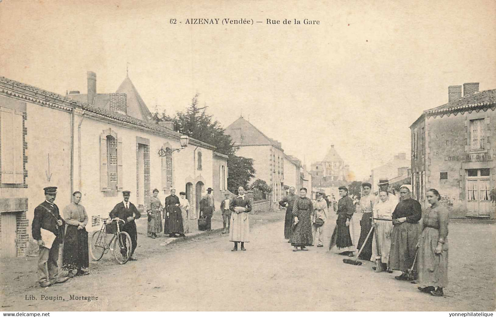 85 - VENDÉE - AIZENAY - Rue De La Gare - Facteur - Animation - Superbe - 10182 - Aizenay