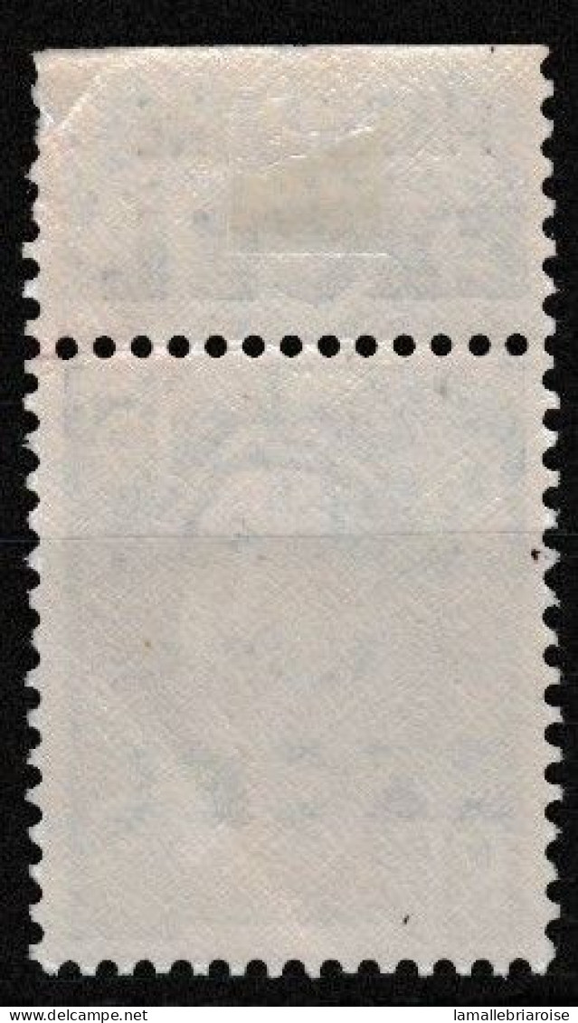 Timbre Avec Bande Publicitaire Y&T N° 886*, Neuf Avec Trace De Charnière  Sur La Bande - Unused Stamps