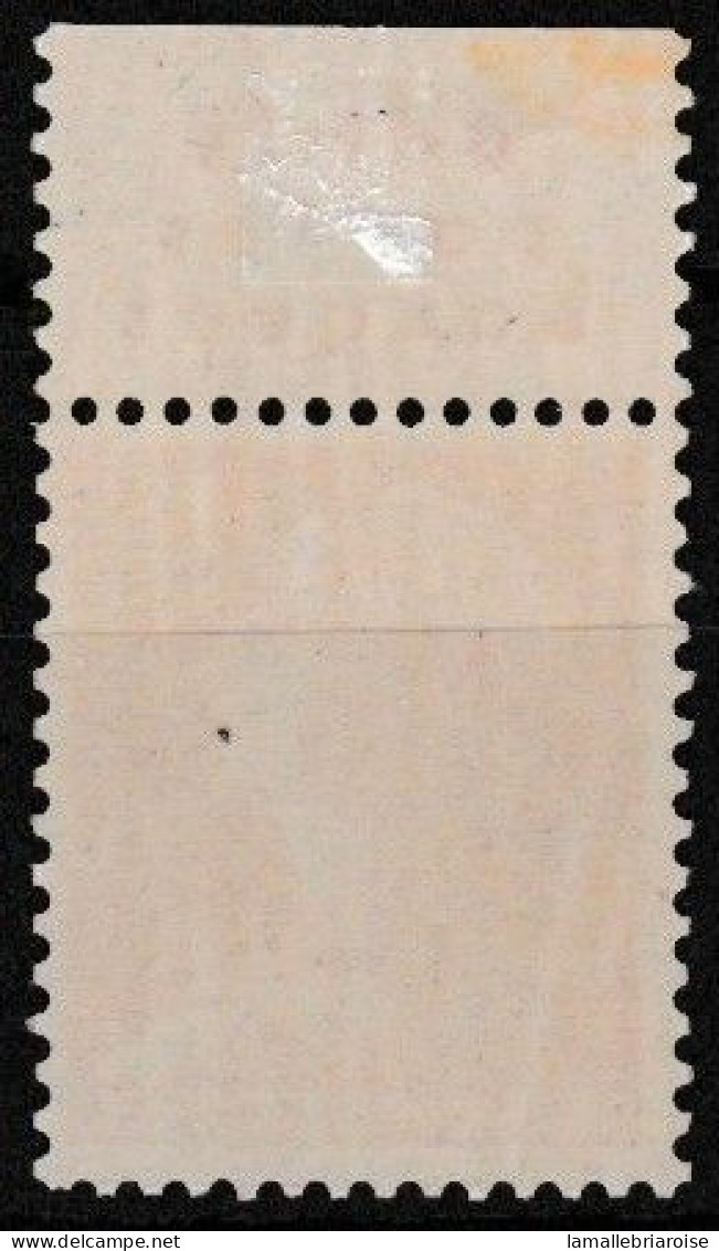 8 Timbres Avec Bande Publicitaire, Neufs Avec Trace De Charnière Ou Oblitérés - Unused Stamps