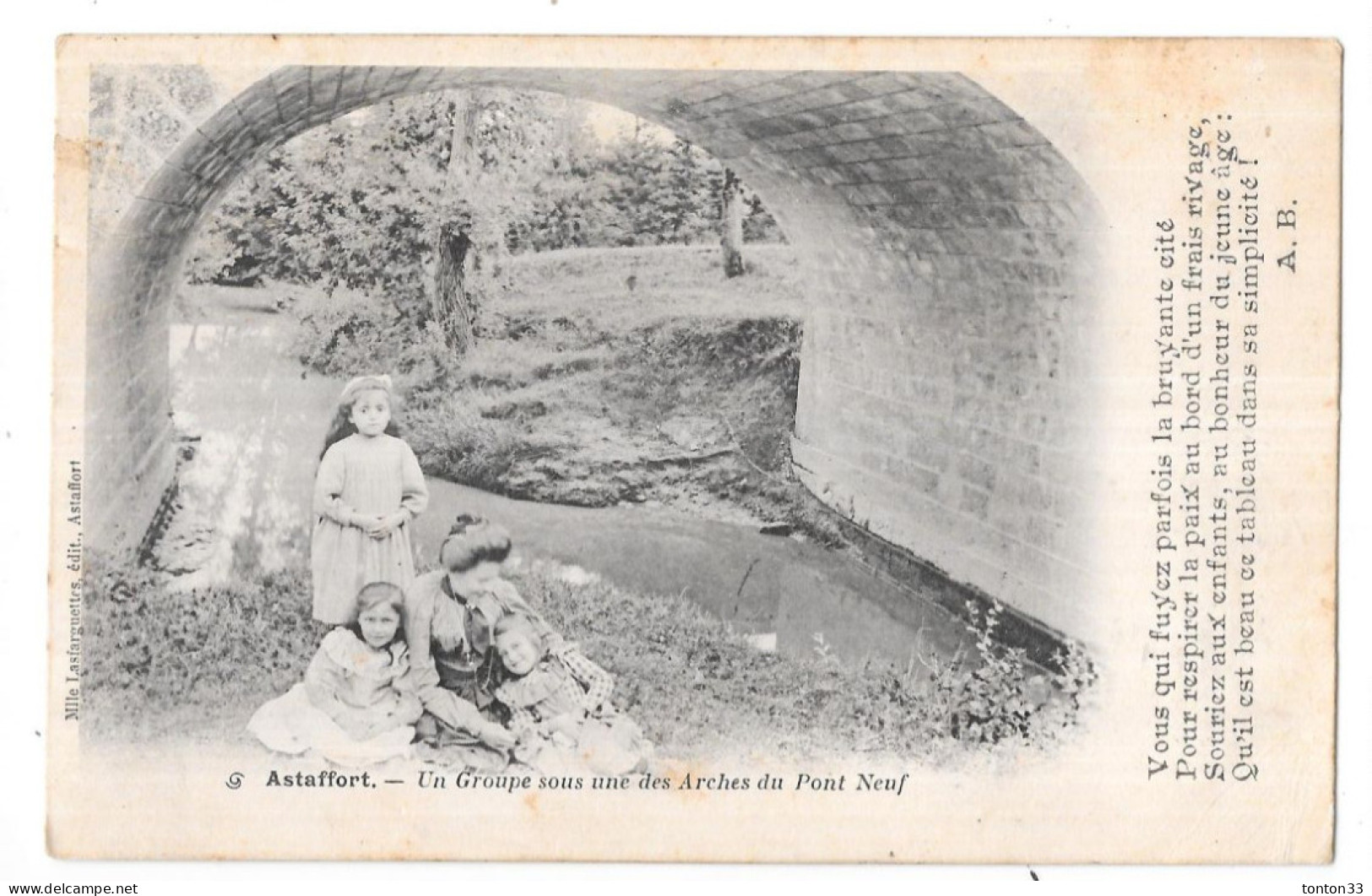 ASTAFFORT - 47 - Un Groupe Sous Une Des Arches Du Pont Neuf - INTROUVABLE Sur Le Site - QUIN 4 - - Astaffort