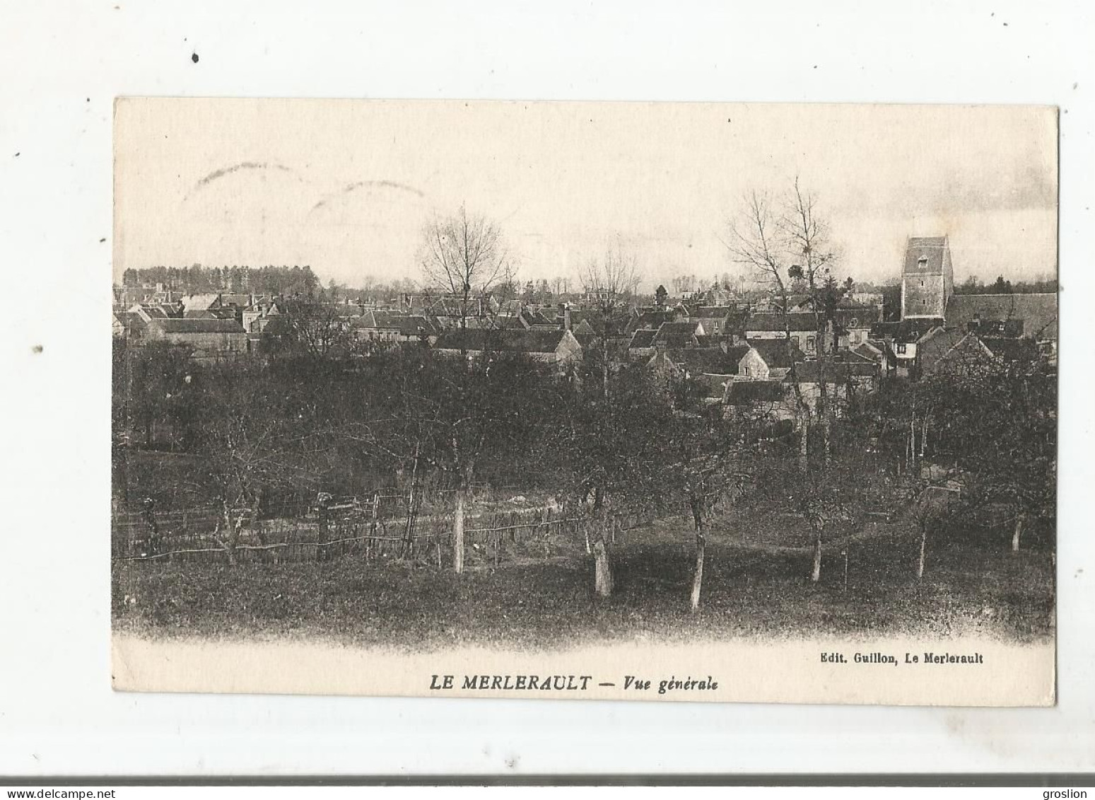 LE MERLERAULT (ORNE) VUE GENERALE  (EGLISE ET HABITATIONS) - Le Merlerault