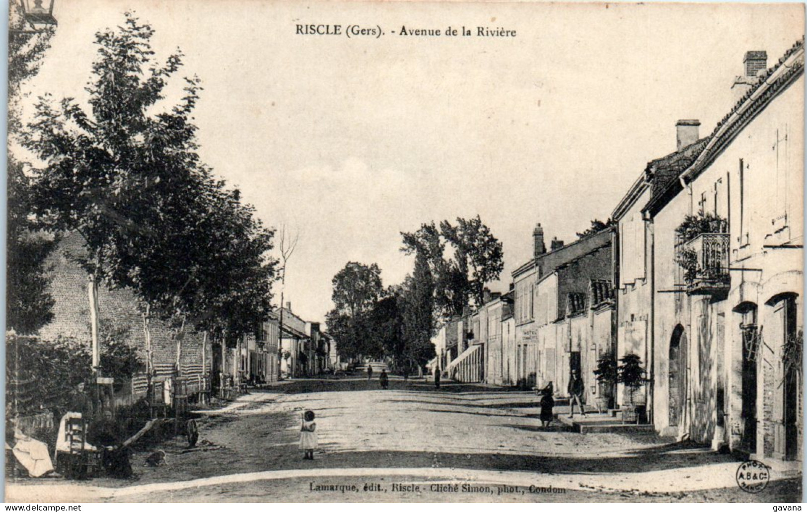 32 RISCLE - Avenue De La Rivière - Riscle