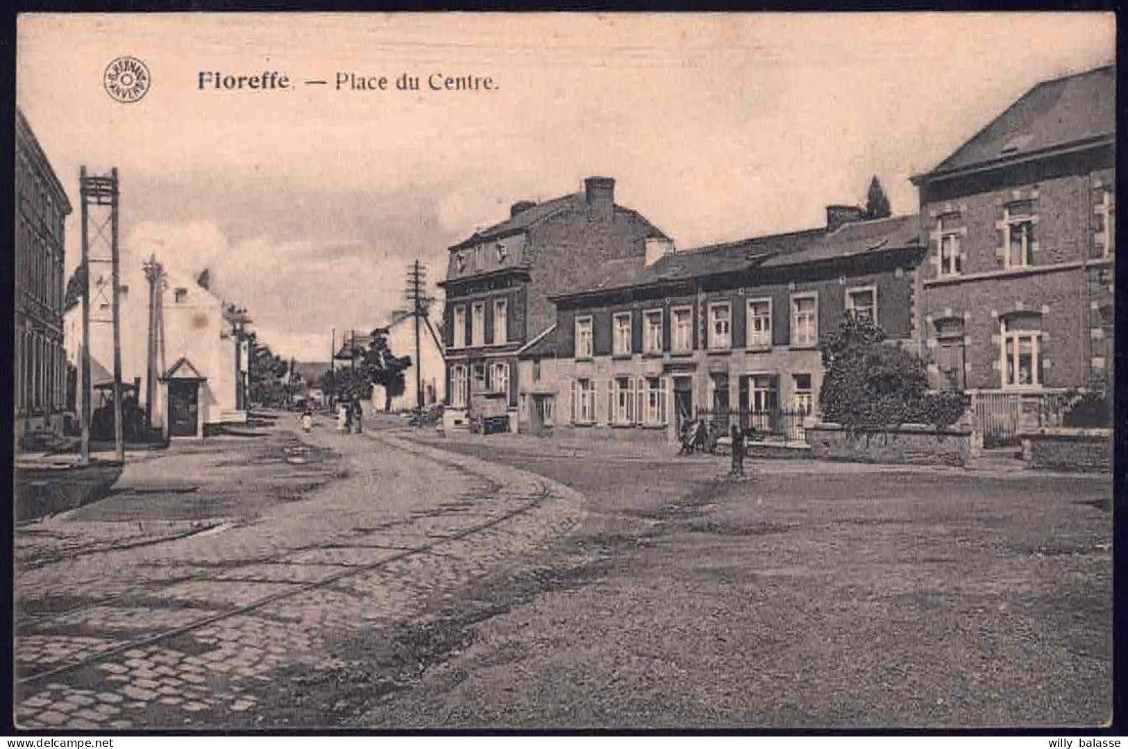 +++ CPA - FLOREFFE - Place Du Centre  // - Floreffe