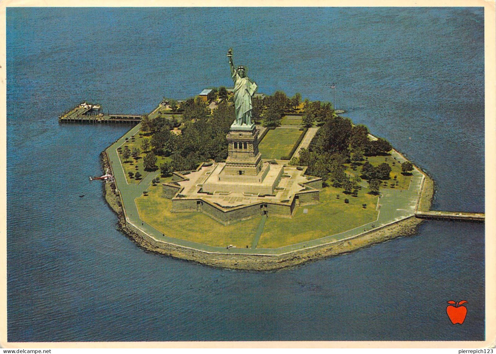 New York - Vue Aérienne Sur La Statue De La Liberté - Estatua De La Libertad