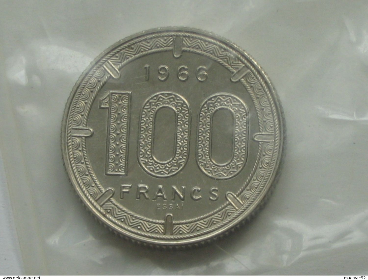 CAMEROUN - Rare ESSAI De 100 Francs 1966 - Banque Centrale - Etat Du Cameroun  **** EN ACHAT IMMEDIAT   **** - Cameroun