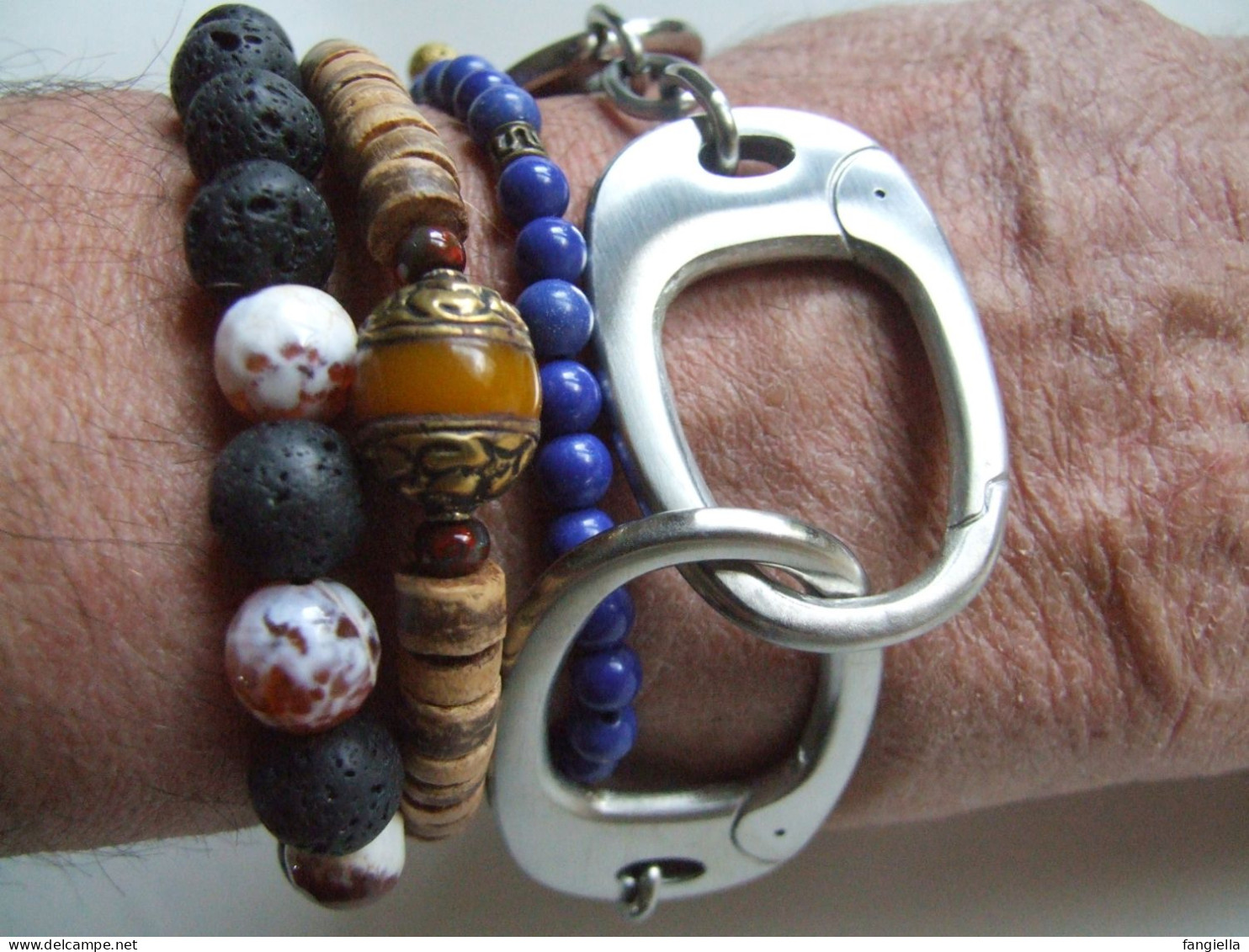 Set 4 bracelets, à superposer, bracelet menottes géantes, style Keith Richards, lave noire, agate, Rolling Stones, perle
