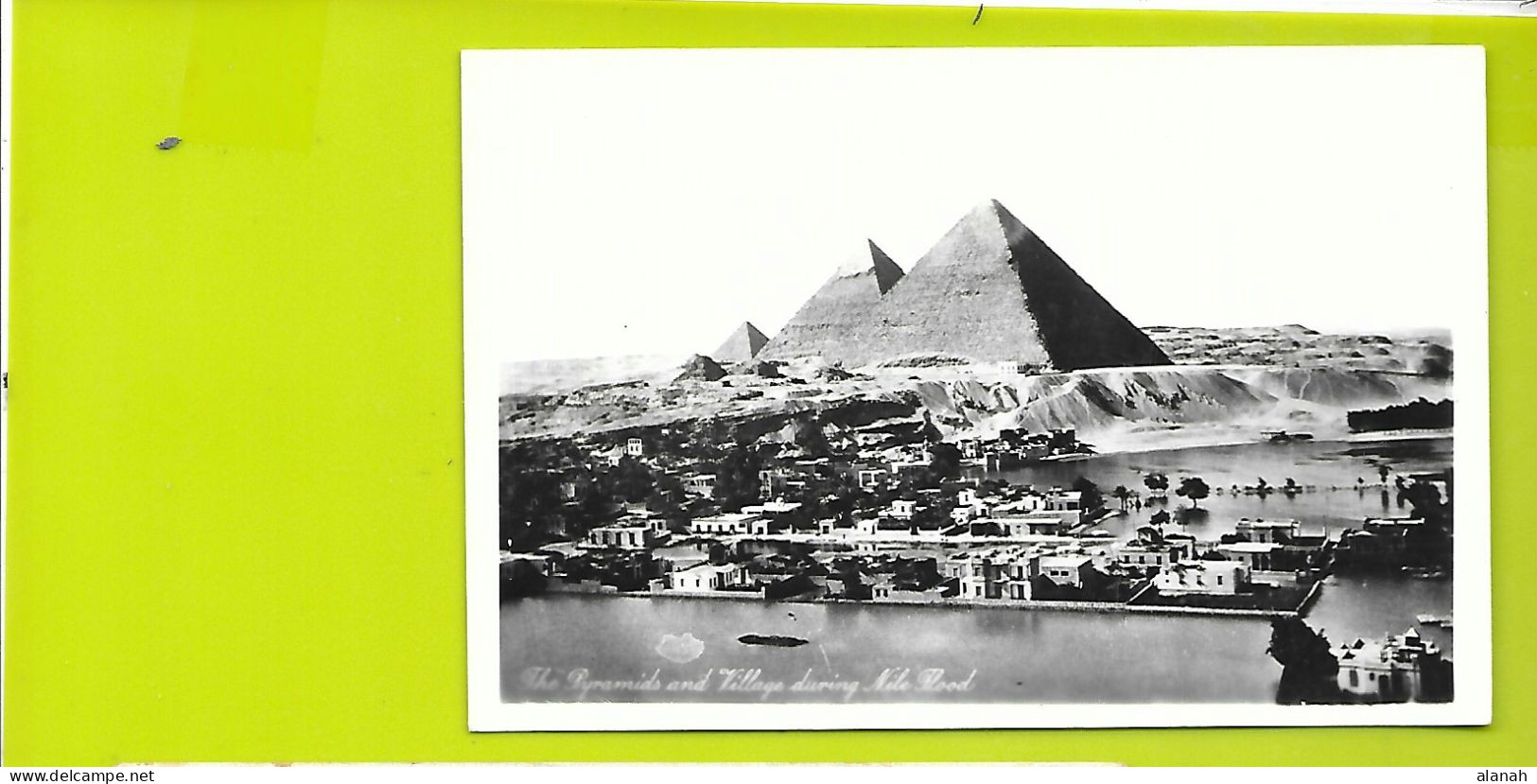 The Pyramids And Village During Nile Flood Egypte - Pyramids