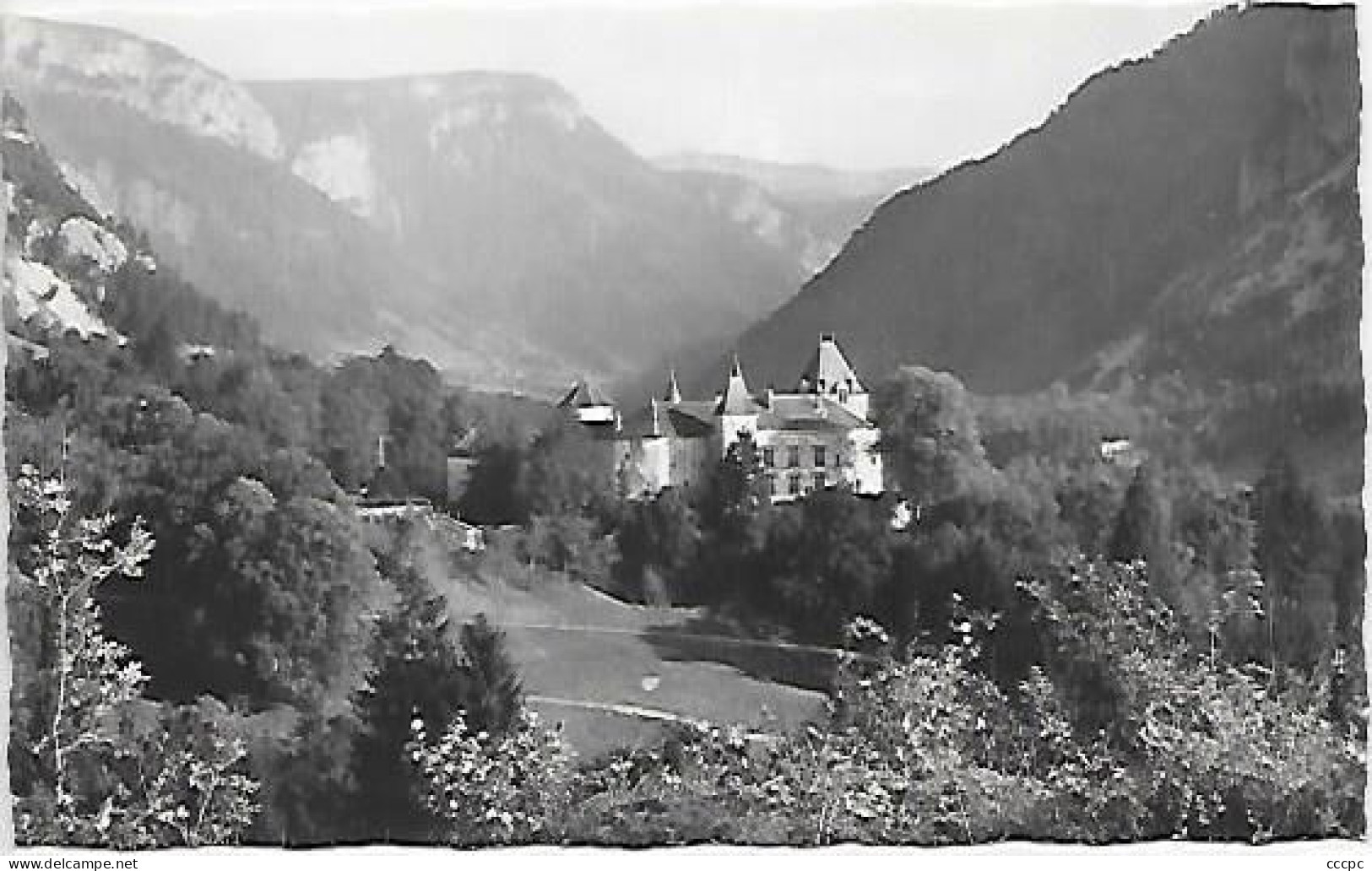 CPSM Château De Thorens Vue Générale Et La Vallée D'Usillon - Thorens-Glières