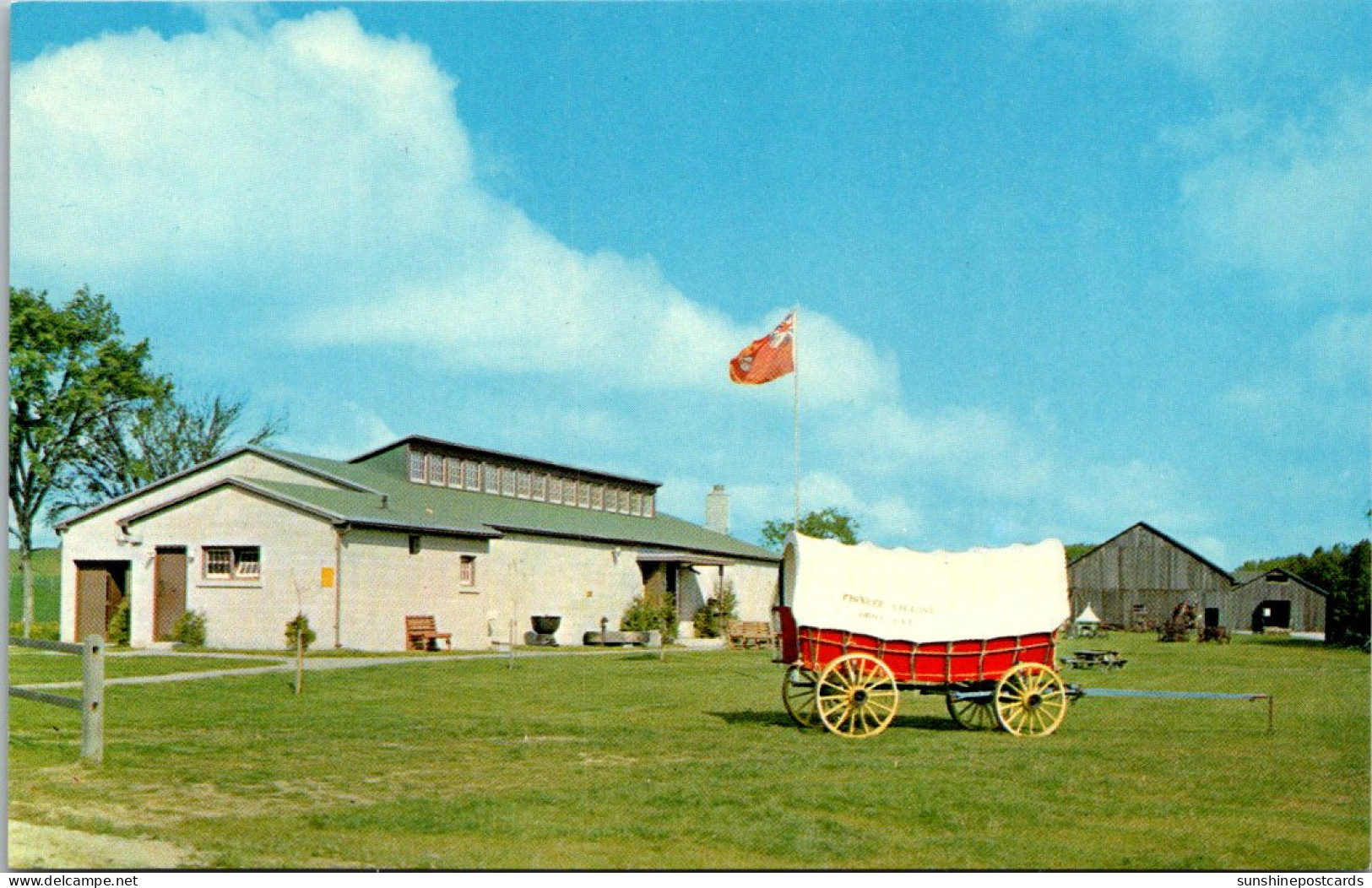 Canada Ontario Doon Near Kitchener Pioneer Village Main Museum Building And Conestoga Wagon - Kitchener