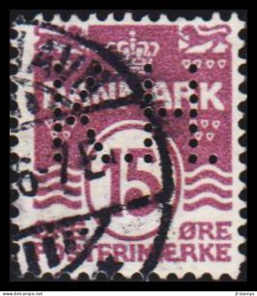 1905. DANMARK. Numeral. 15 Øre Brown-lilac WITH PERFIN K. H.  (Michel 46A) - JF532028 - Used Stamps