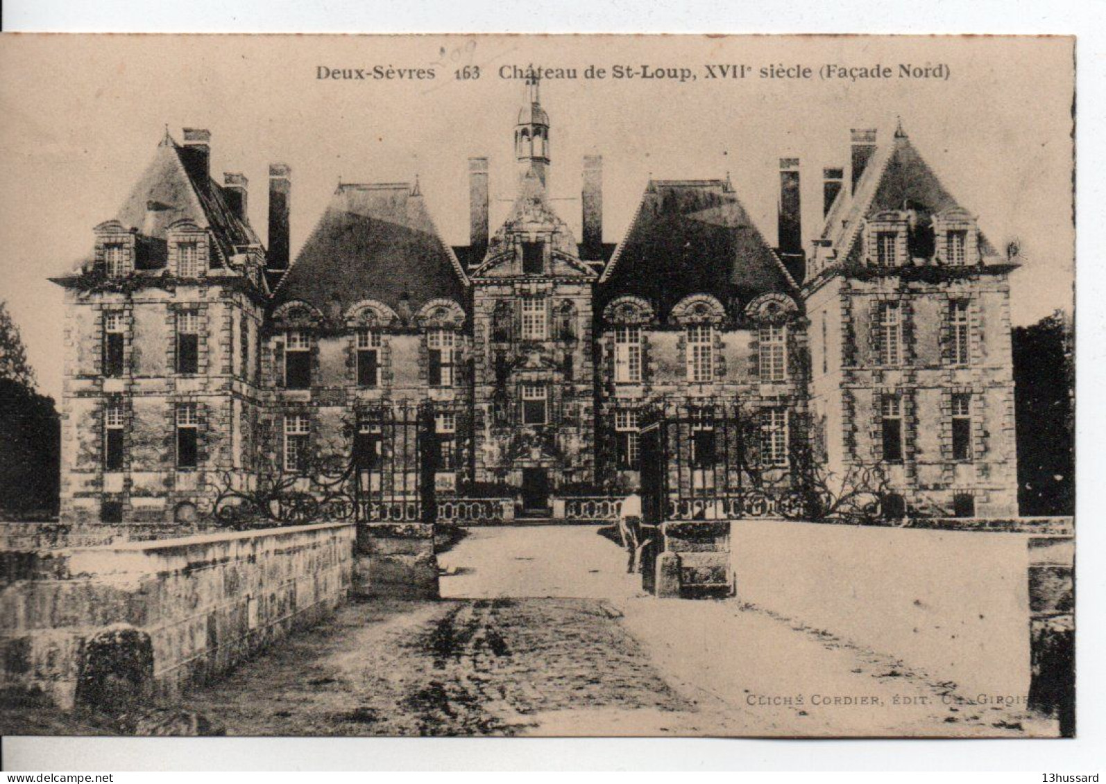 Carte Postale Ancienne Saint Loup Sur Thouet - Château XVIIe Siècle (Façade Nord) - Saint Loup Lamaire