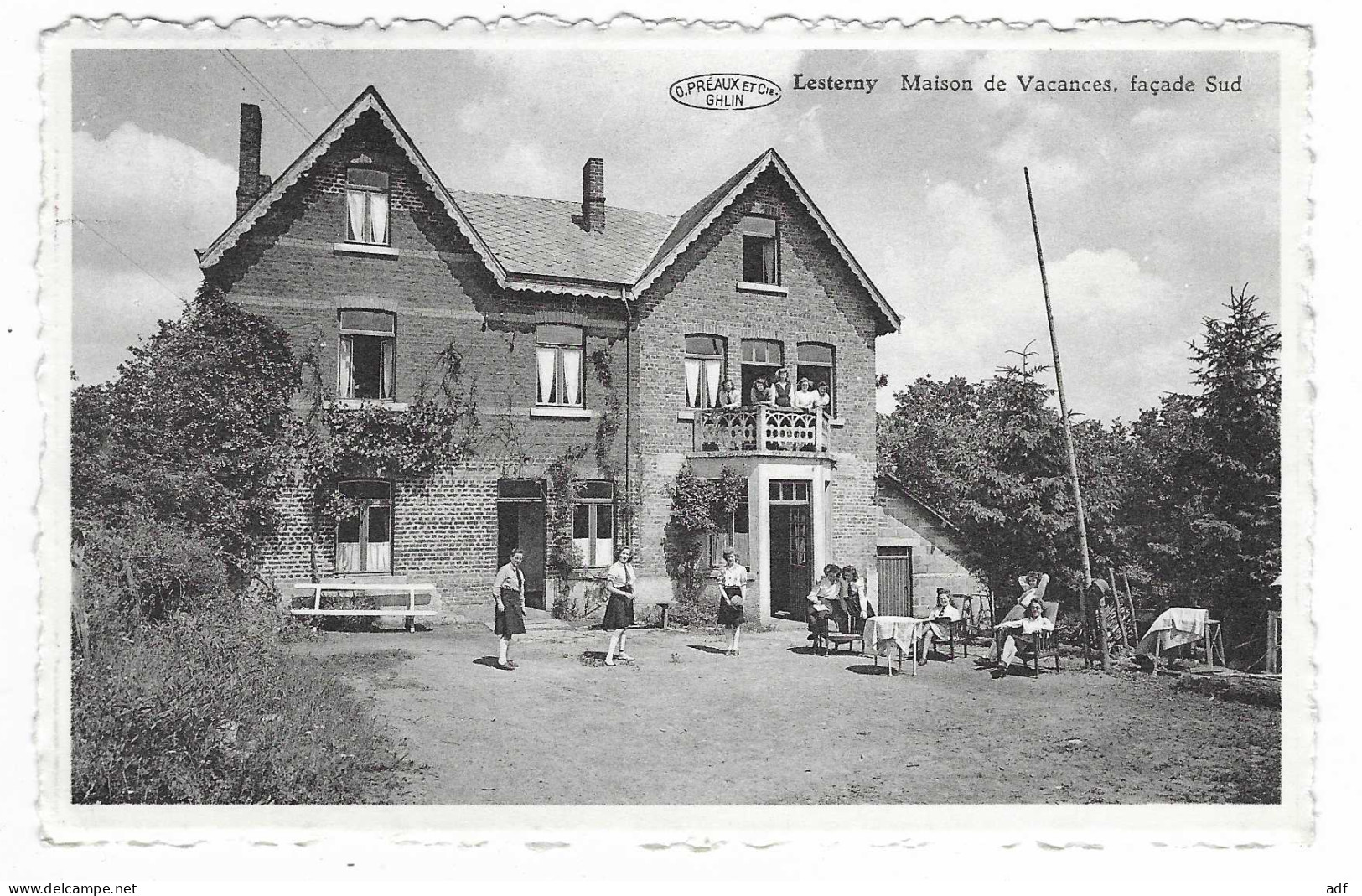 CPSM LESTERNY, BELLE ANIMATION DEVANT LA MAISON DE VACANCES, FACADE SUD, Format 9 Cm Sur 14 Cm Environ, BELGIQUE - Nassogne