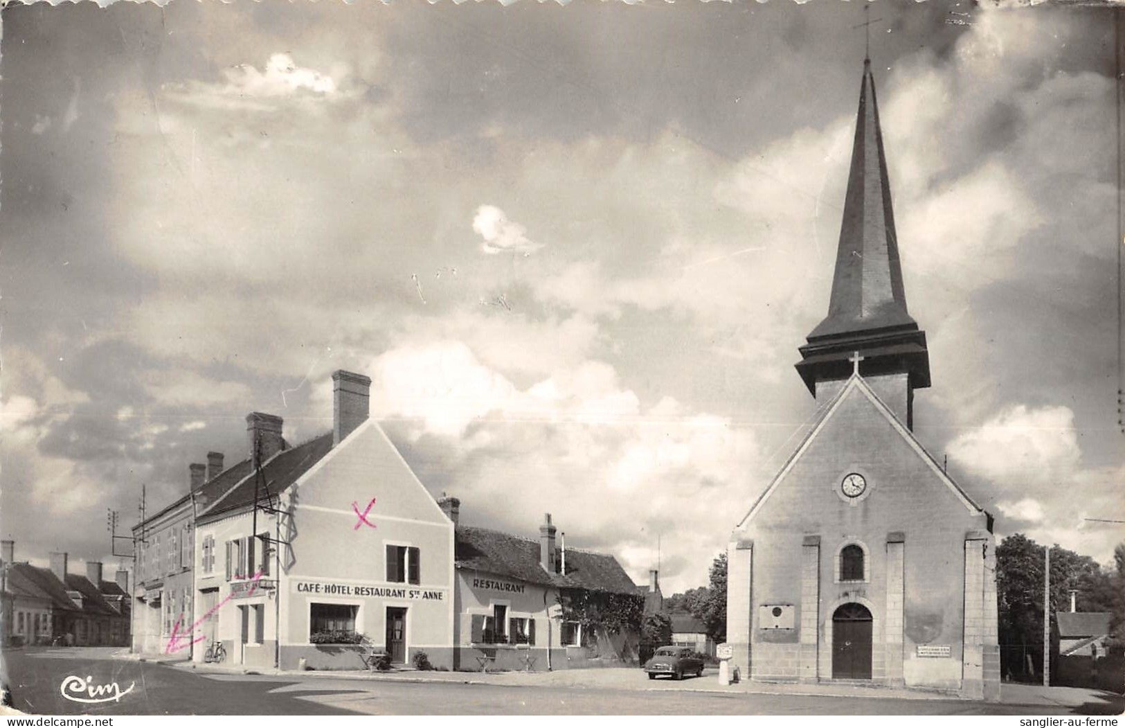 CPA 45 LIGNY LE RIBAULT PLACE DE L'EGLISE - Autres & Non Classés