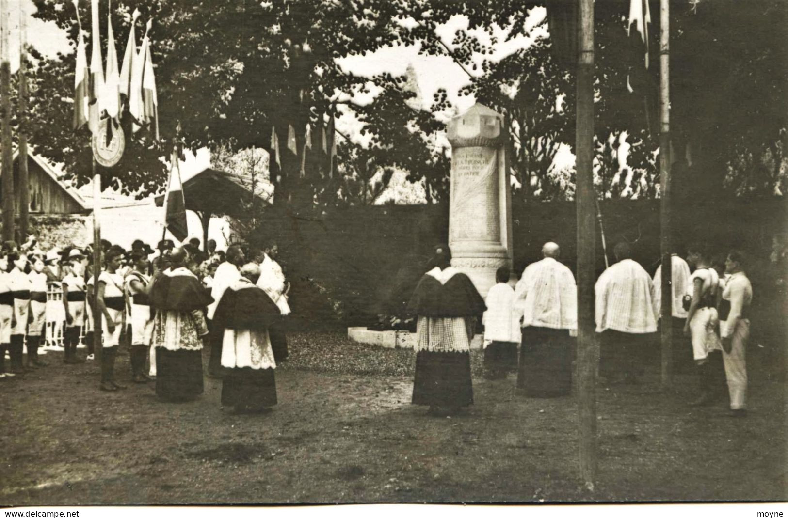 11834 Bis Isére / LA TRONCHE : INNAUGURATION MONUMENT AUX MORTS - Bien Située Sur Le Monument.... - La Tronche