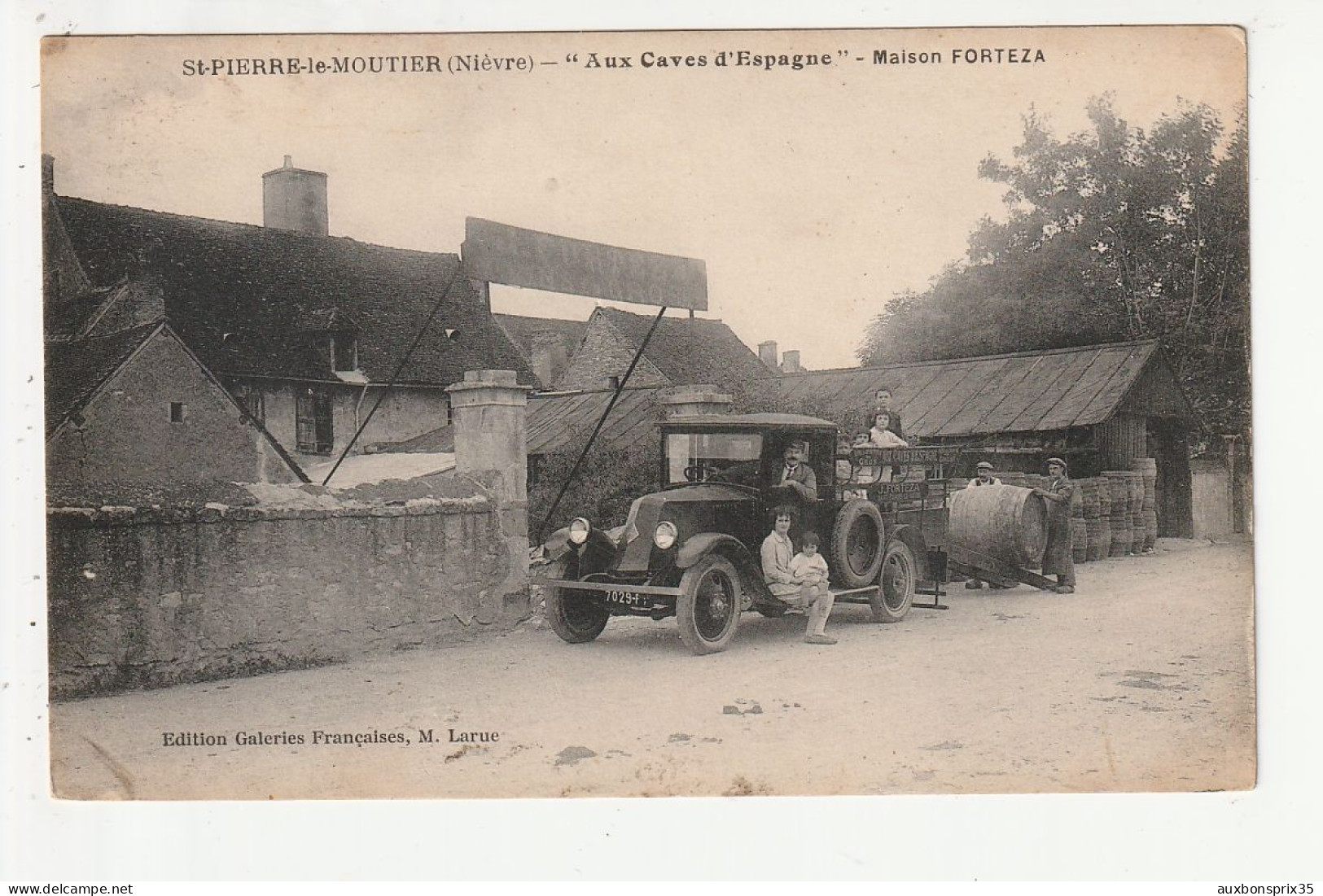 SAINT PIERRE LE MOUTIER - "AUX CAVES D'ESPAGNE" - MAISON FORTEZA - Saint Pierre Le Moutier