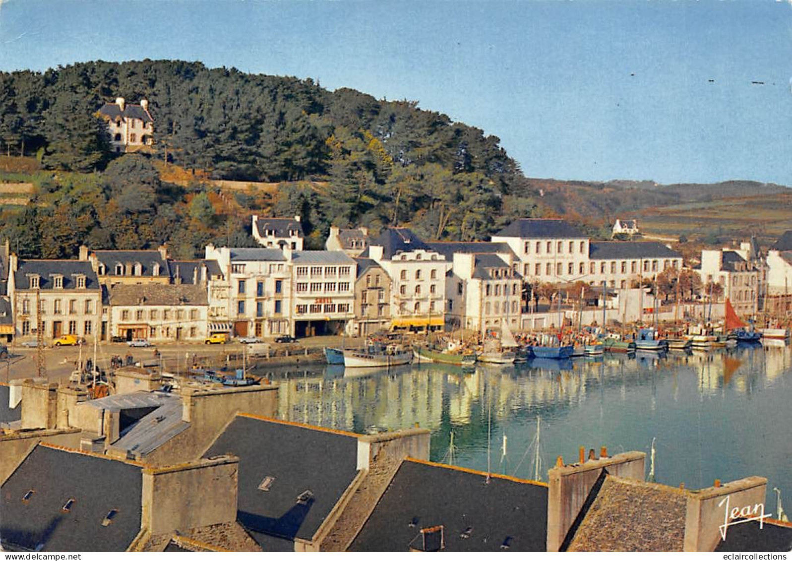 Audierne             29          Vue Du Port Et Le Quai  Anatole France    10x15      (voir Scan) - Audierne