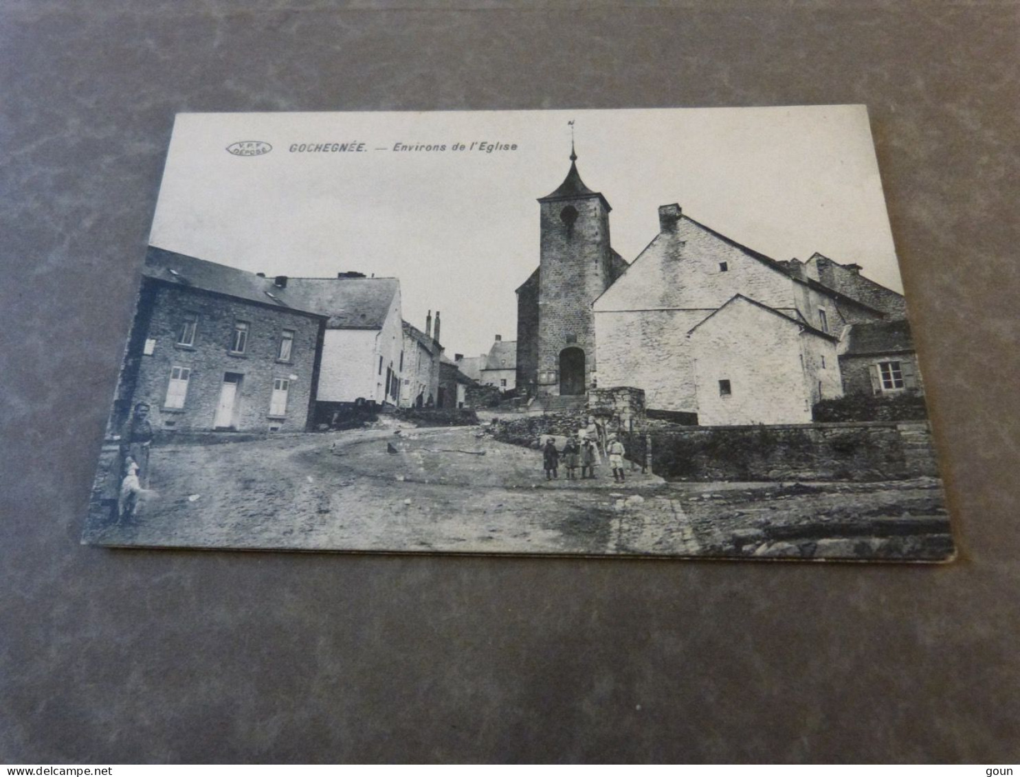 Cpa Doische Gochenée Environs De L'église - Doische