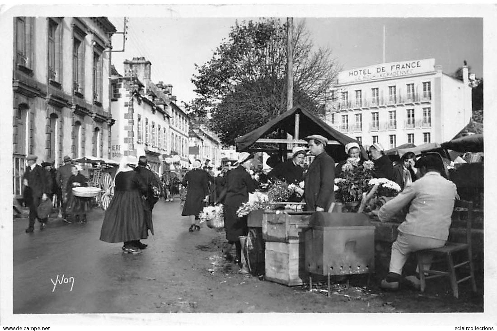 Audierne         29        Un Jour De Marché       (voir Scan) - Audierne