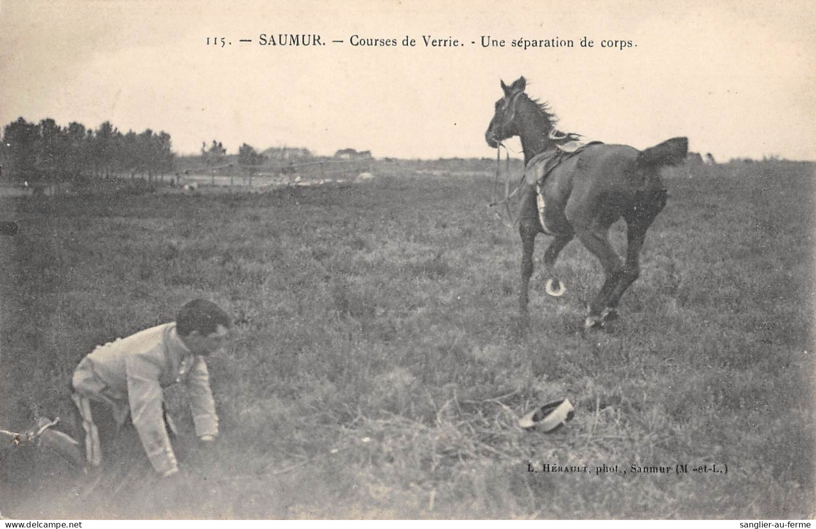 CPA 49 SAUMUR COURSE DE VERRIE UNE SEPARATION DE CORPS / Cliché Rare - Andere & Zonder Classificatie