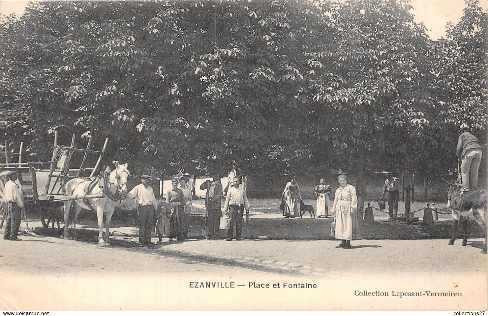 95-EZANVILLE- PLACE ET FONTAINE - Ezanville